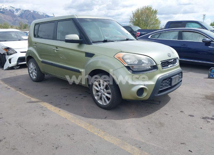 2012 Kia Soul + (VIN KNDJT2A6XC7425666) main photo