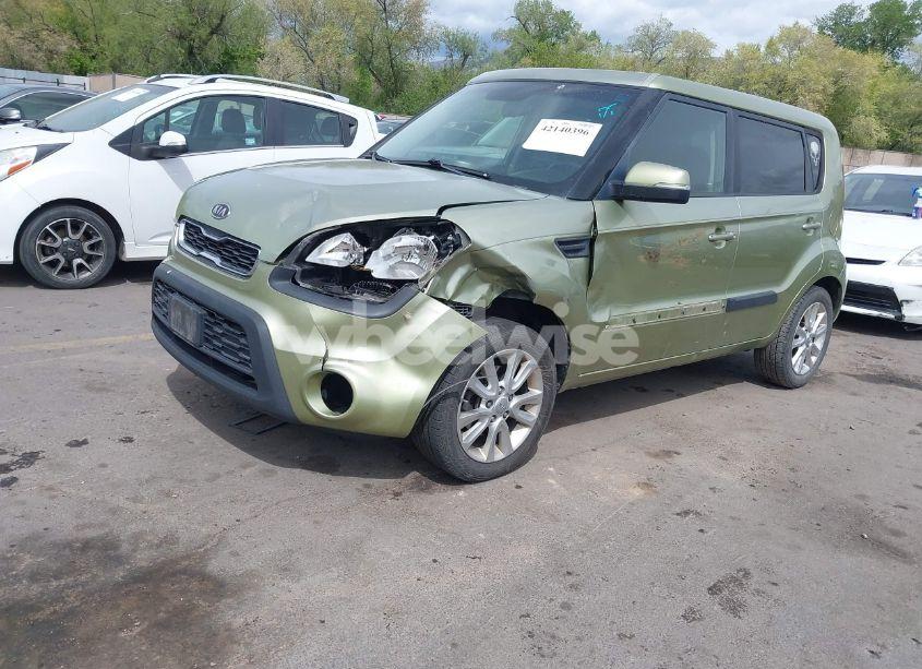 Photo 2 of 2012 Kia Soul + (VIN KNDJT2A6XC7425666)