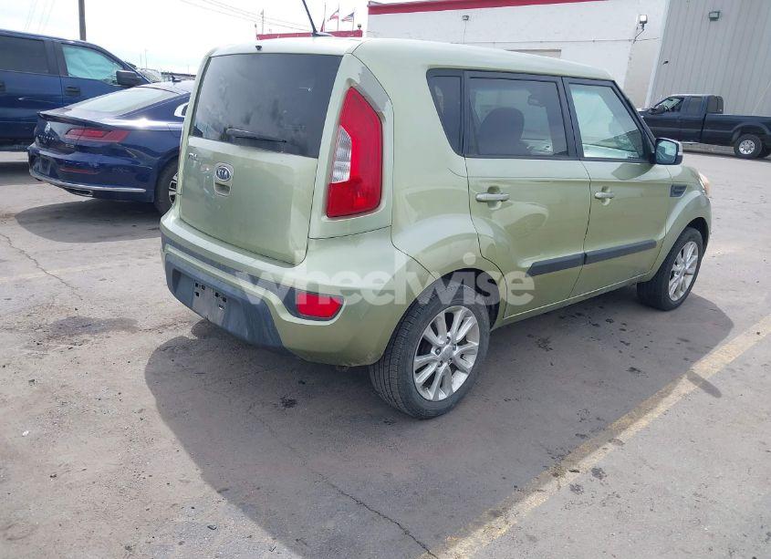 Photo 4 of 2012 Kia Soul + (VIN KNDJT2A6XC7425666)