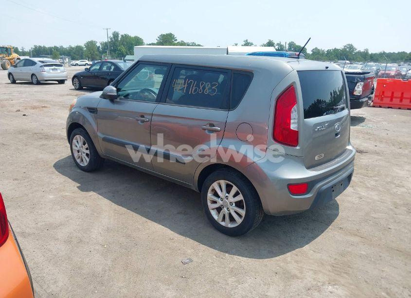 Photo 3 of 2012 Kia Soul + (VIN KNDJT2A6XC7426381)