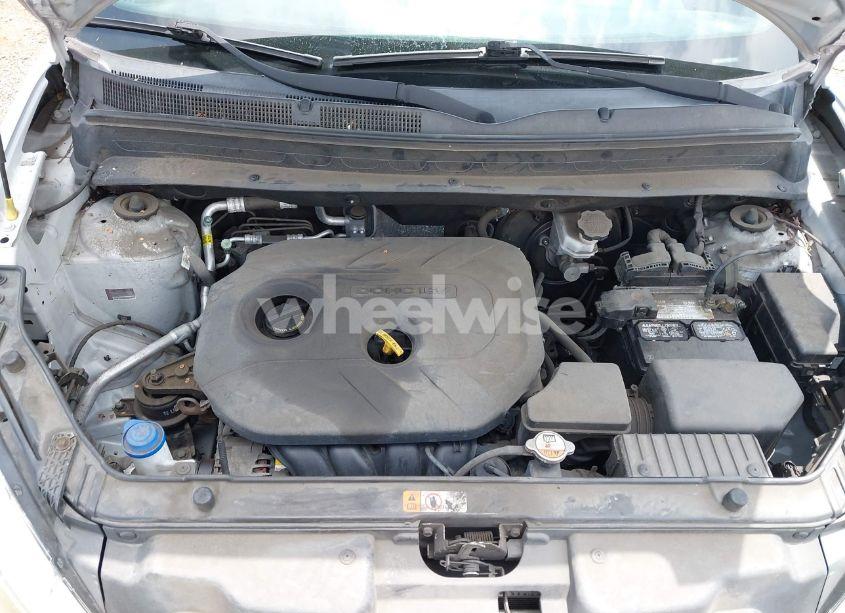 Photo 10 of 2013 Kia Soul + (VIN KNDJT2A6XD7573852)