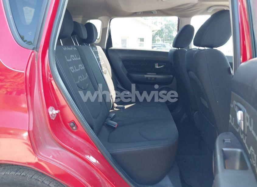 Photo 8 of 2013 Kia Soul + (VIN KNDJT2A6XD7586908)