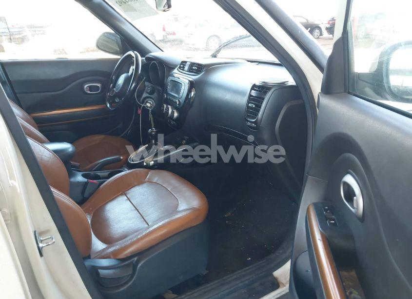 Photo 5 of 2015 Kia Soul ! (VIN KNDJX3A50F7144191)