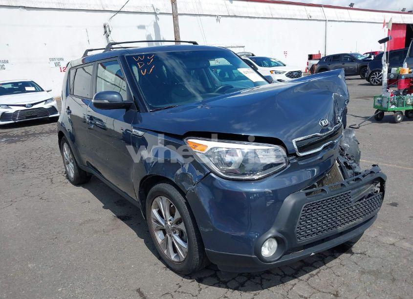 2016 Kia Soul ! (VIN KNDJX3A50G7265594) main photo
