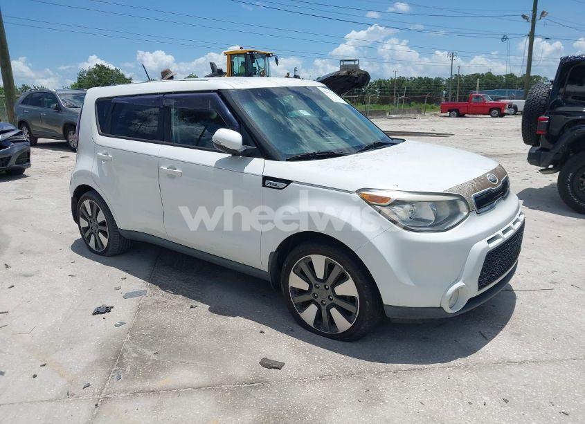 2014 Kia Soul ! (VIN KNDJX3A52E7033382) main photo