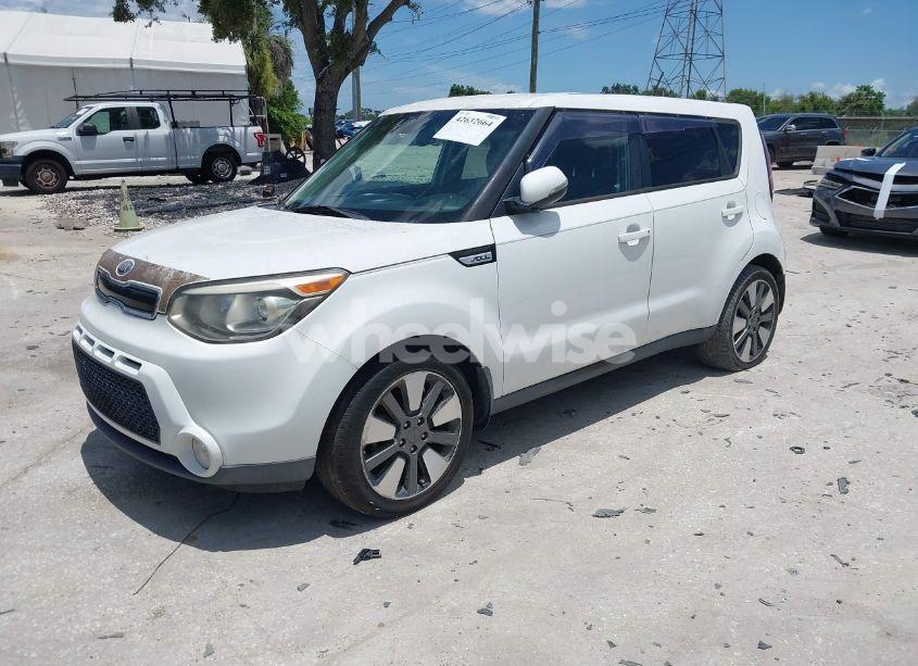 Photo 2 of 2014 Kia Soul ! (VIN KNDJX3A52E7033382)