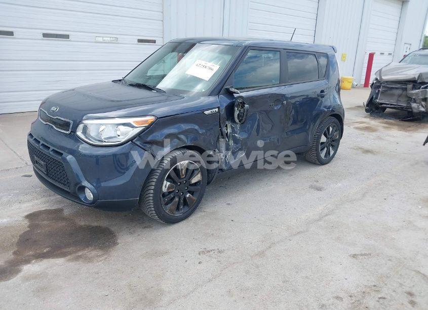 Photo 2 of 2015 Kia Soul ! (VIN KNDJX3A52F7160067)