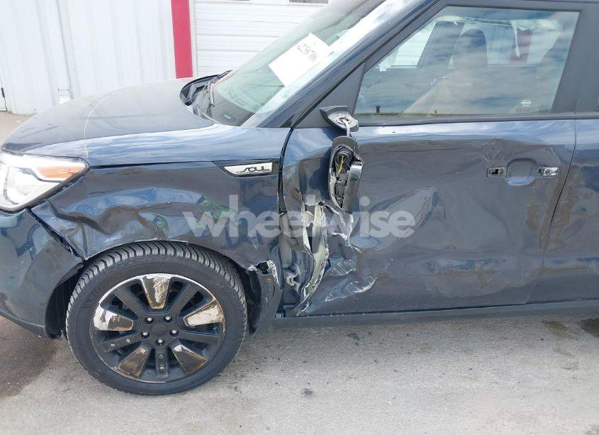 Photo 6 of 2015 Kia Soul ! (VIN KNDJX3A52F7160067)