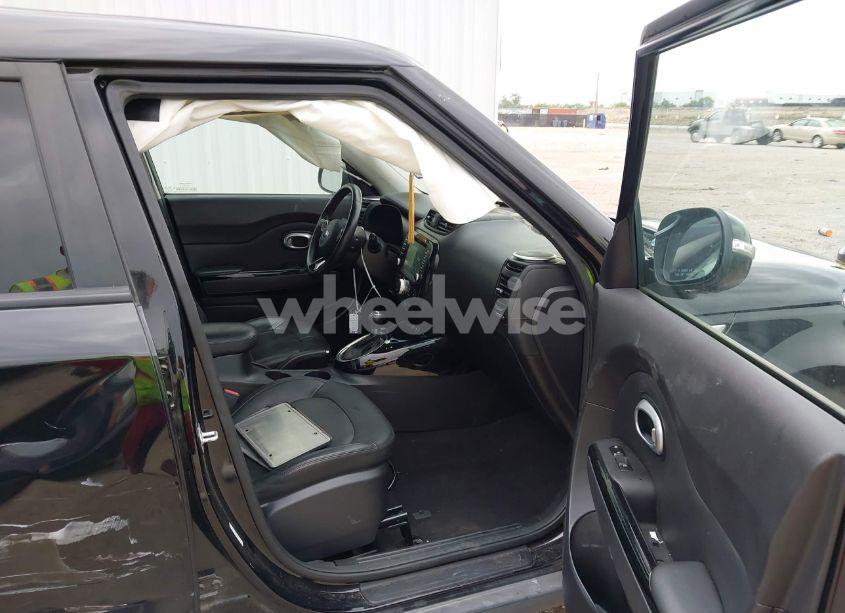 Photo 5 of 2016 Kia Soul ! (VIN KNDJX3A53G7335976)