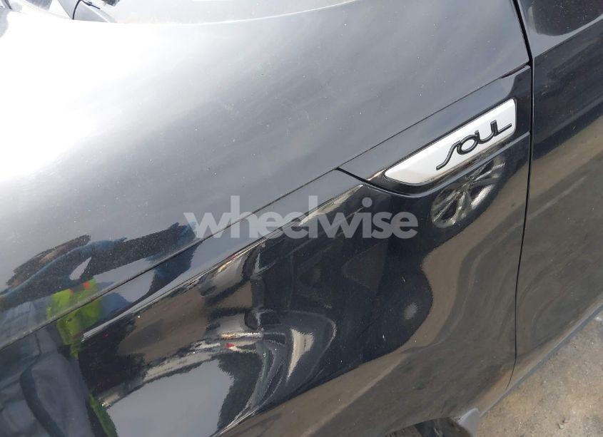 Photo 6 of 2016 Kia Soul ! (VIN KNDJX3A53G7386992)