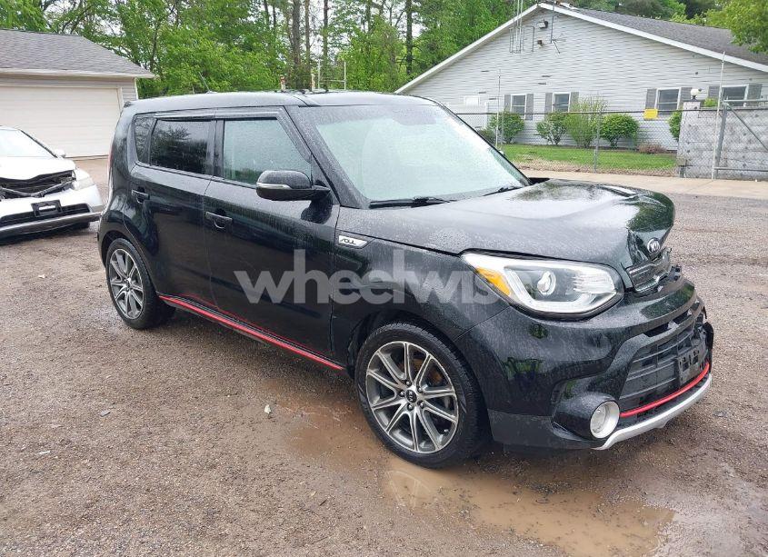 2018 Kia Soul ! (VIN KNDJX3AA6J7528482) main photo