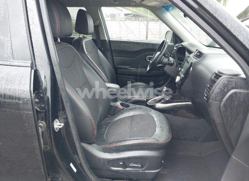 Photo 5 of 2018 Kia Soul ! (VIN KNDJX3AA6J7528482)