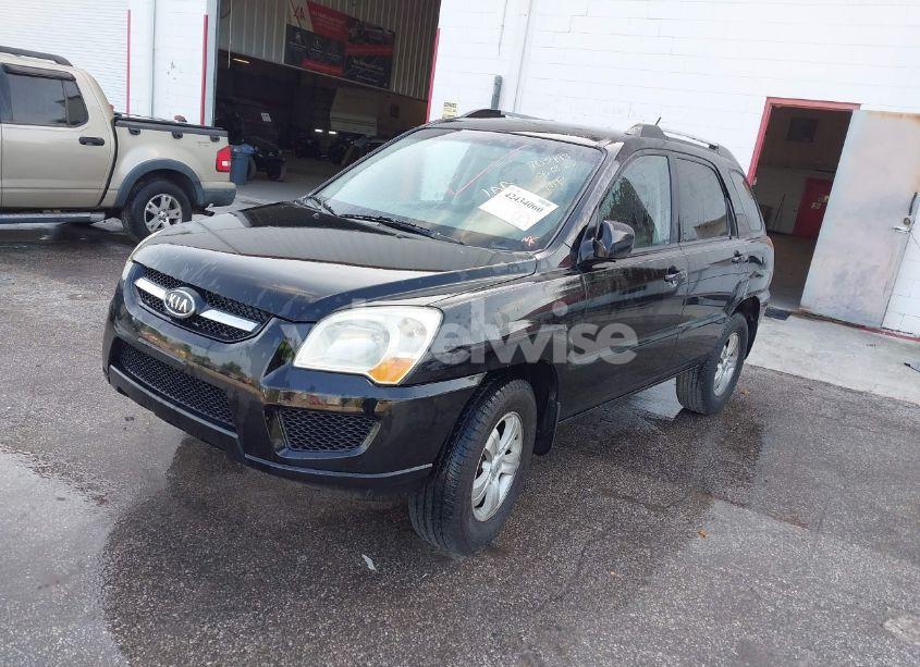 Photo 2 of 2010 Kia Sportage LX (VIN KNDKG3A40A7703498)
