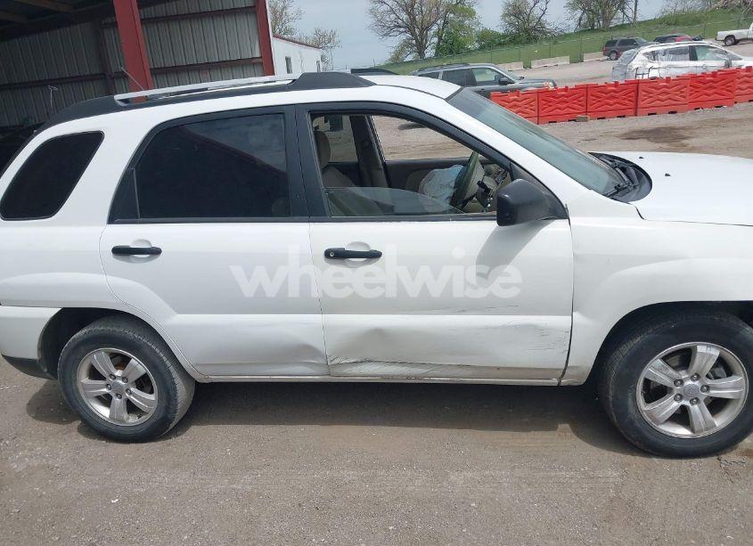 Photo 13 of 2010 Kia Sportage LX (VIN KNDKG3A40A7709656)