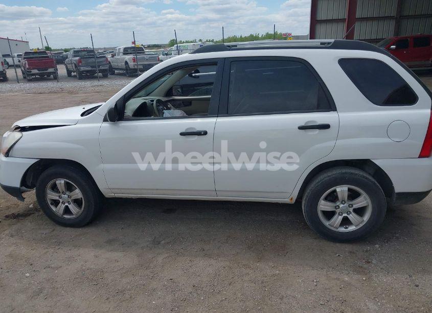 Photo 14 of 2010 Kia Sportage LX (VIN KNDKG3A40A7709656)