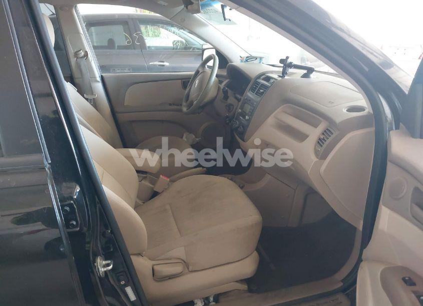 Photo 5 of 2010 Kia Sportage LX (VIN KNDKG3A46A7708284)