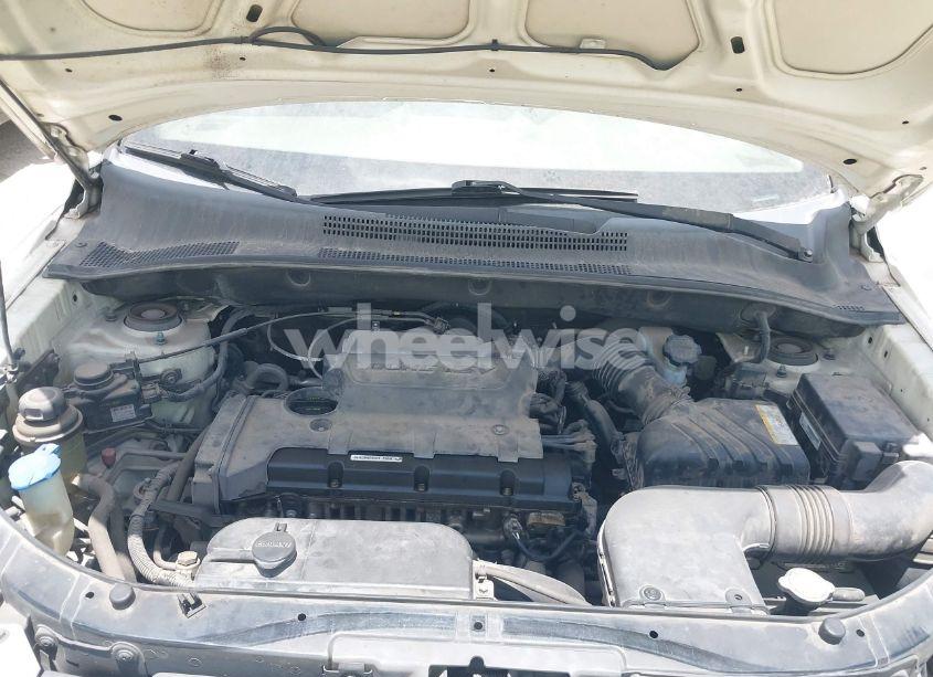 Photo 10 of 2010 Kia Sportage LX (VIN KNDKG3A46A7719091)