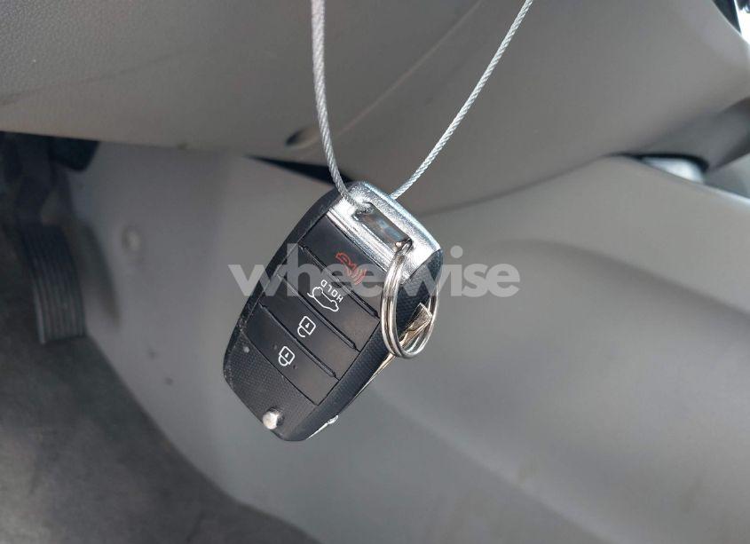 Photo 11 of 2016 Kia Sedona L (VIN KNDMA5C12G6144561)