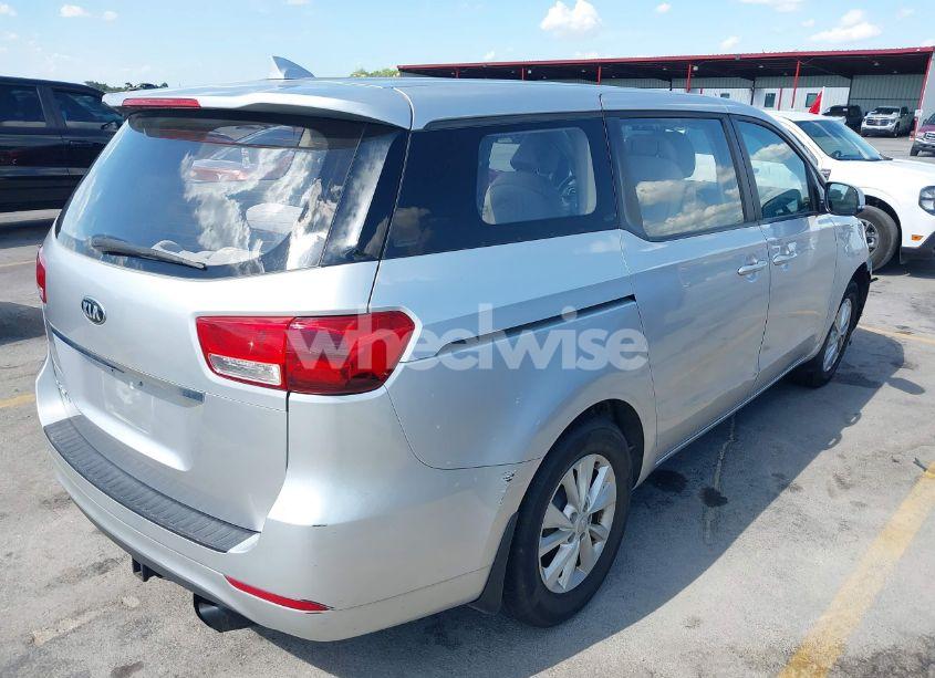 Photo 14 of 2016 Kia Sedona L (VIN KNDMA5C12G6144561)