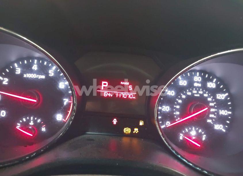 Photo 7 of 2016 Kia Sedona L (VIN KNDMA5C12G6168729)