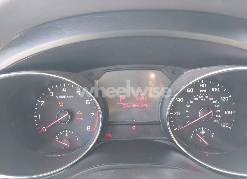 Photo 7 of 2017 Kia Sedona L (VIN KNDMA5C13H6273443)