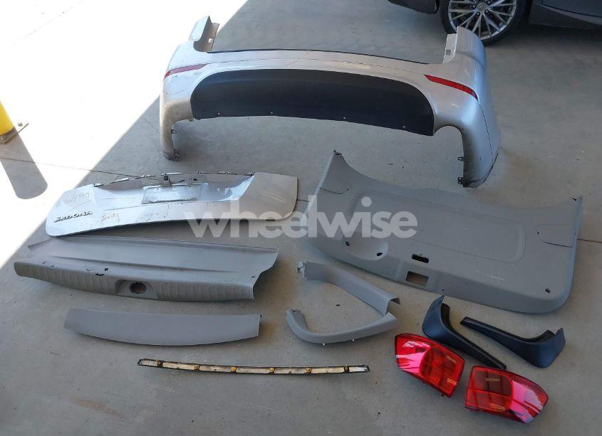 Photo 12 of 2017 Kia Sedona L (VIN KNDMA5C15H6258927)