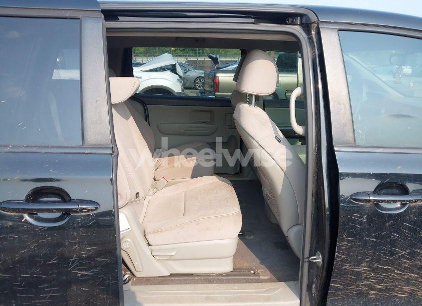 Photo 8 of 2015 Kia Sedona L (VIN KNDMA5C19F6037814)