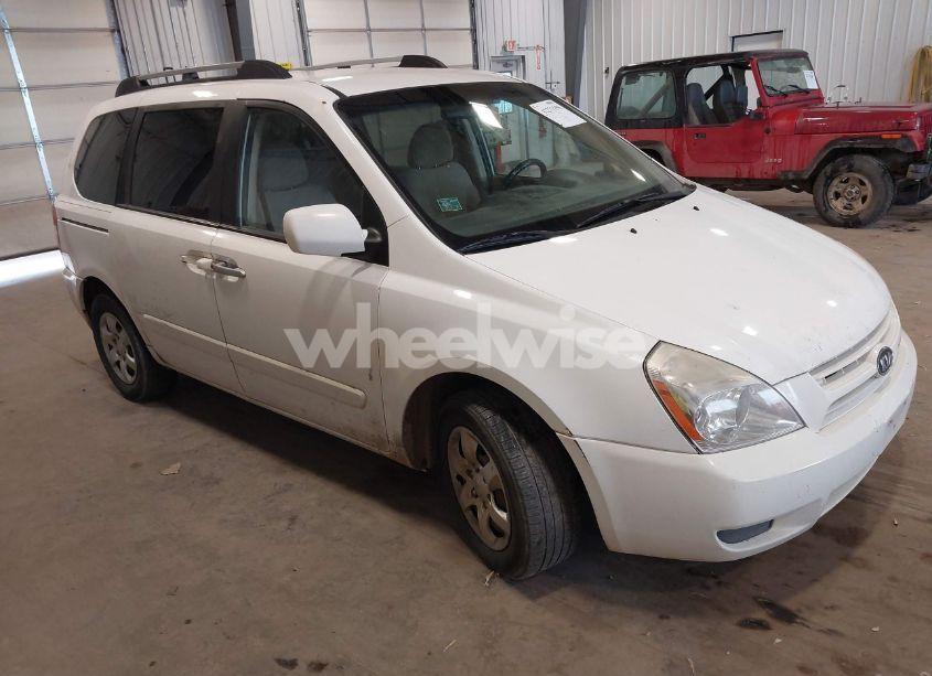 2008 Kia Sedona (VIN KNDMB133886248402) main photo