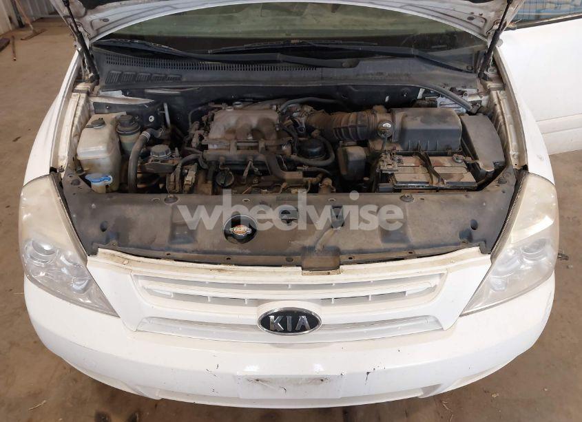 Photo 10 of 2008 Kia Sedona (VIN KNDMB133886248402)