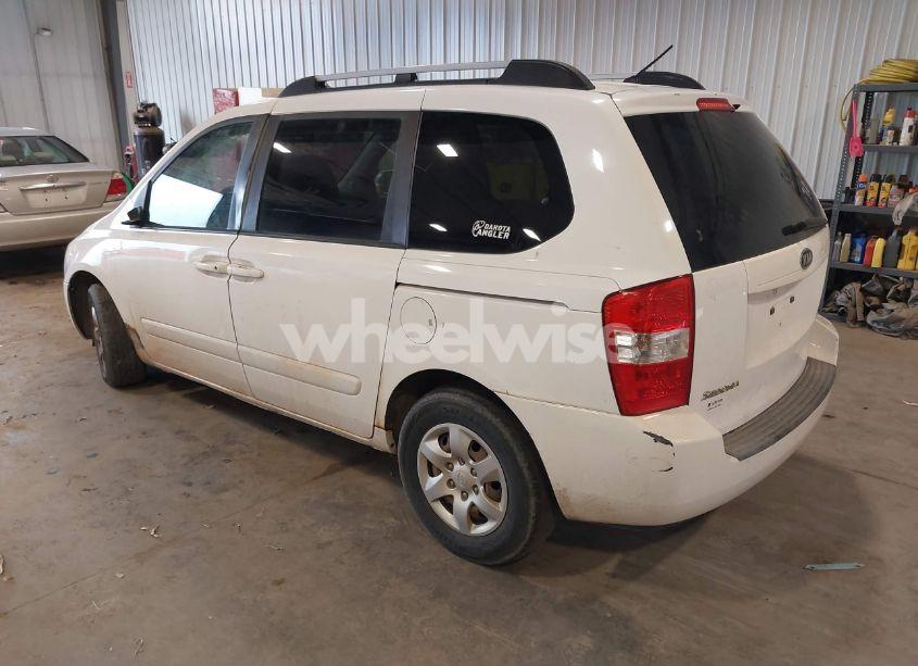 Photo 3 of 2008 Kia Sedona (VIN KNDMB133886248402)