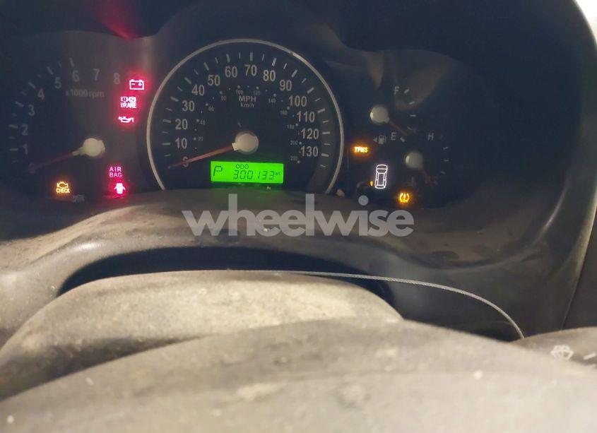 Photo 7 of 2008 Kia Sedona (VIN KNDMB133886248402)