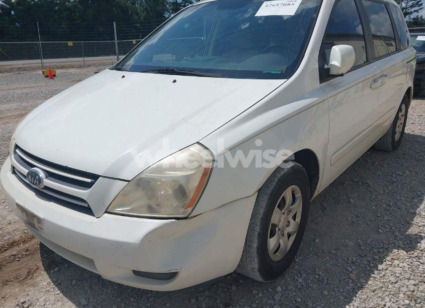 Photo 6 of 2007 Kia Sedona (VIN KNDMB133976124055)