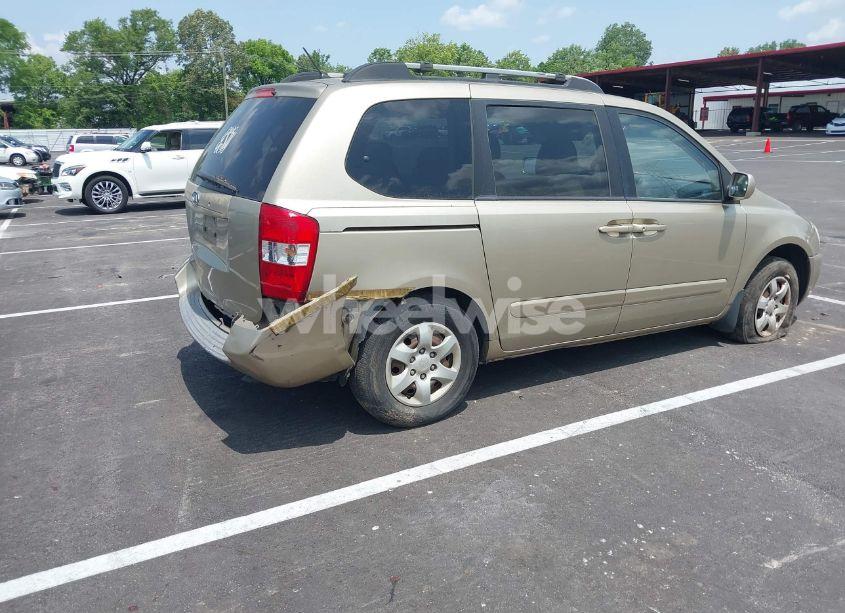 Photo 4 of 2007 Kia Sedona (VIN KNDMB133976134259)