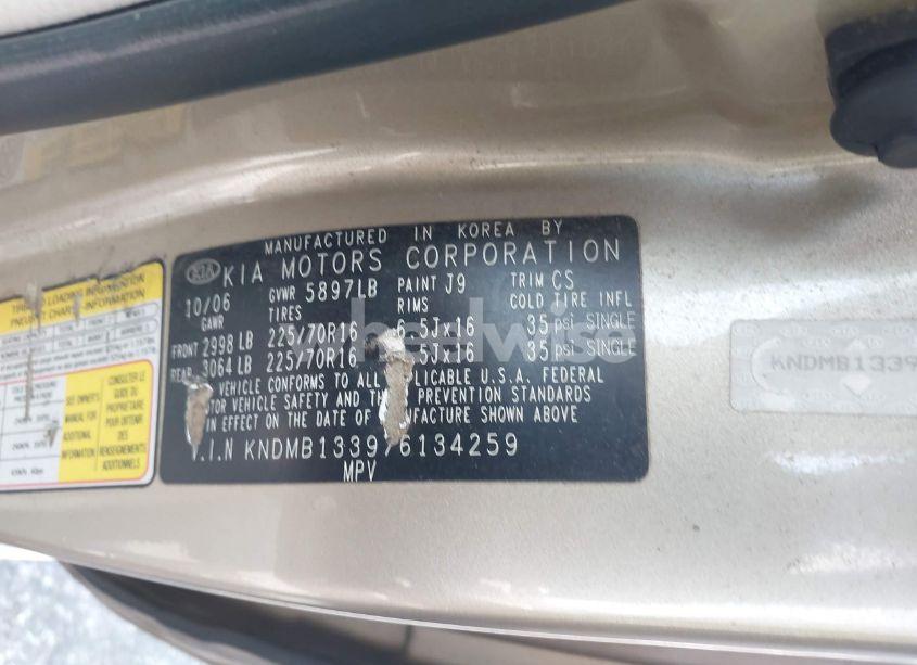 Photo 9 of 2007 Kia Sedona (VIN KNDMB133976134259)