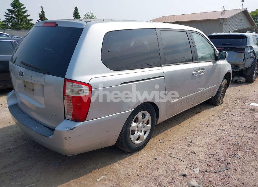 Photo 4 of 2008 Kia Sedona LX (VIN KNDMB233086196978)