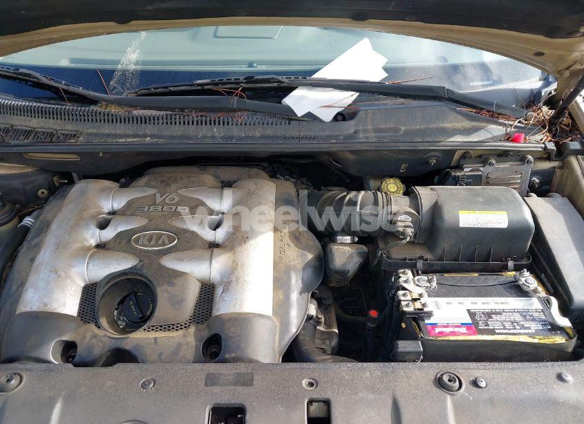 Photo 10 of 2006 Kia Sedona EX/LX (VIN KNDMB233166073235)