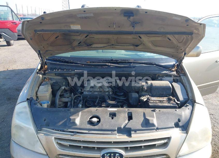 Photo 10 of 2008 Kia Sedona LX (VIN KNDMB233286217703)