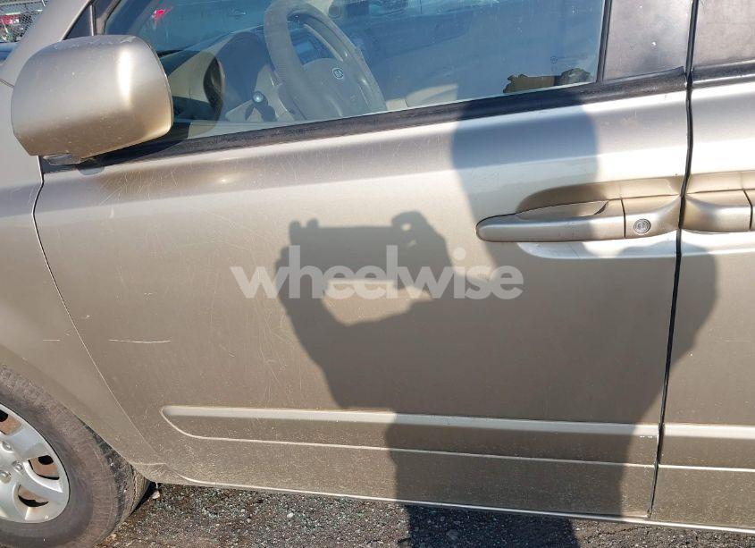 Photo 16 of 2008 Kia Sedona LX (VIN KNDMB233286217703)