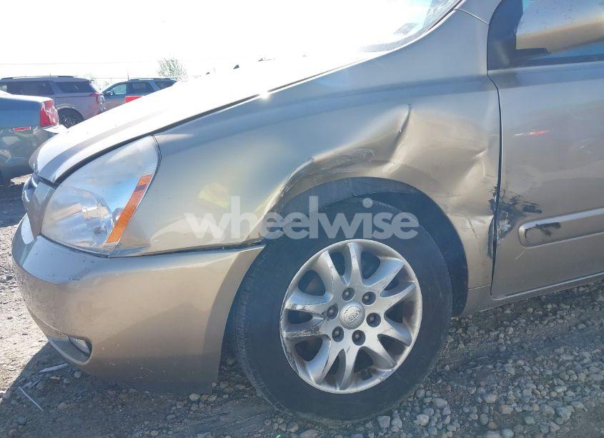 Photo 6 of 2006 Kia Sedona EX/LX (VIN KNDMB233366102363)