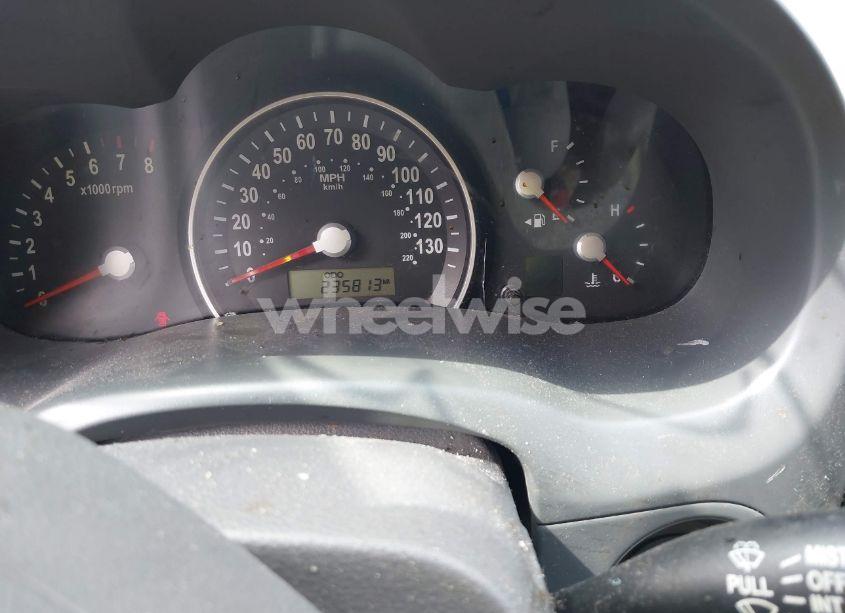 Photo 7 of 2008 Kia Sedona LX (VIN KNDMB233386251116)