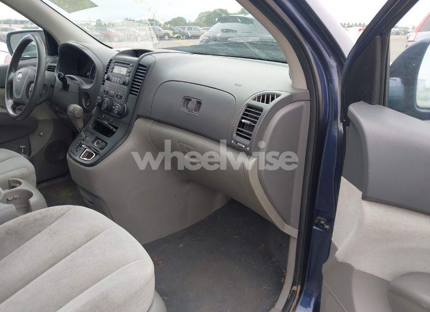 Photo 5 of 2008 Kia Sedona LX (VIN KNDMB233386254923)