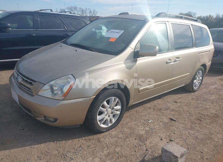 Photo 2 of 2008 Kia Sedona EX (VIN KNDMB233486194716)