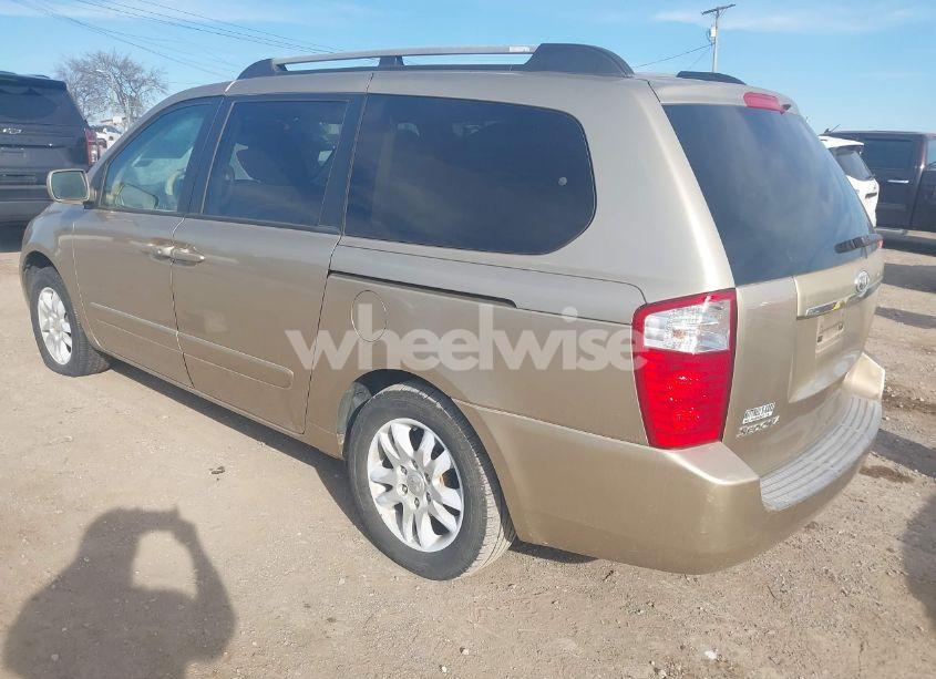 Photo 3 of 2008 Kia Sedona EX (VIN KNDMB233486194716)