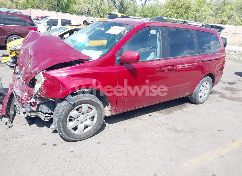 Photo 2 of 2007 Kia Sedona LX (VIN KNDMB233776108216)