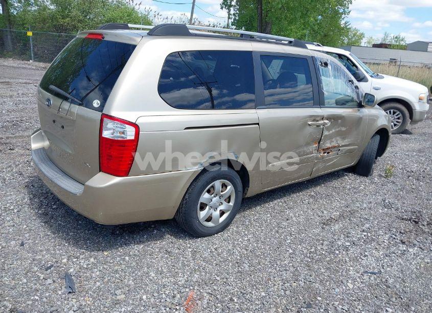 Photo 4 of 2008 Kia Sedona LX (VIN KNDMB233786266332)