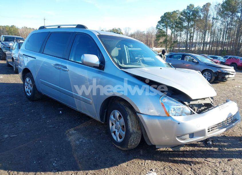 2007 Kia Sedona LX (VIN KNDMB233876107527) main photo