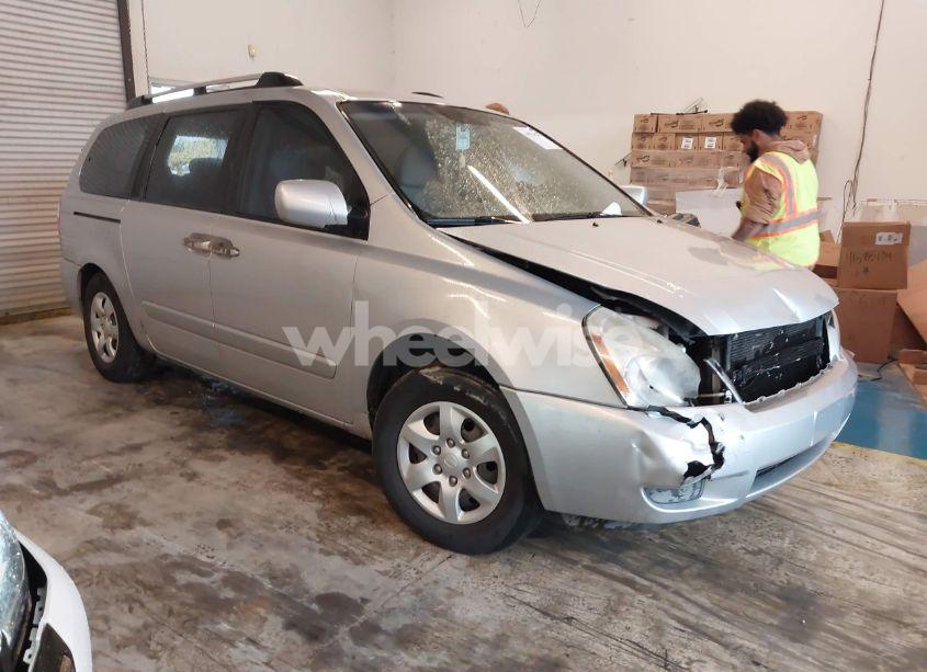 2008 Kia Sedona LX (VIN KNDMB233886222808) main photo