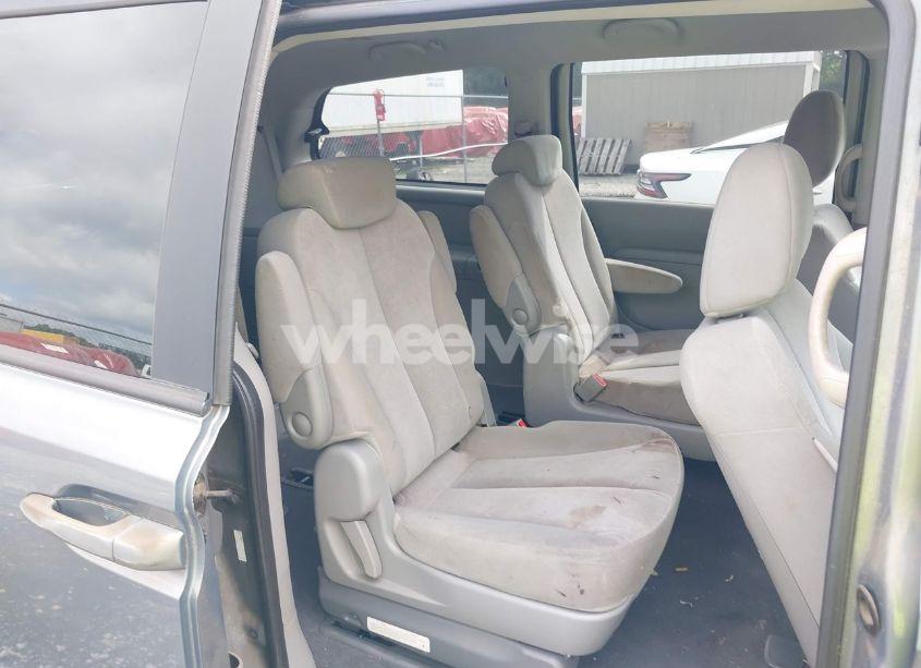 Photo 8 of 2009 Kia Sedona LX (VIN KNDMB233996311708)