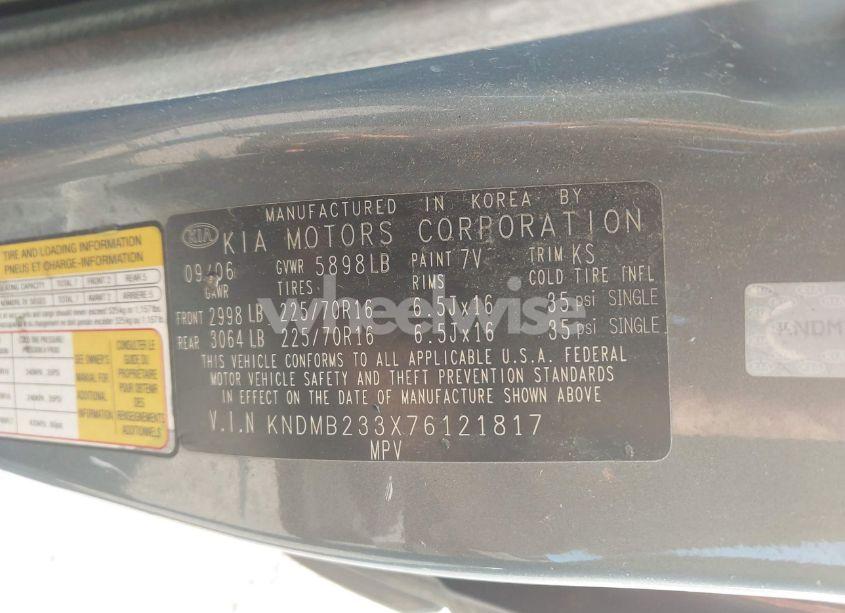 Photo 9 of 2007 Kia Sedona LX (VIN KNDMB233X76121817)