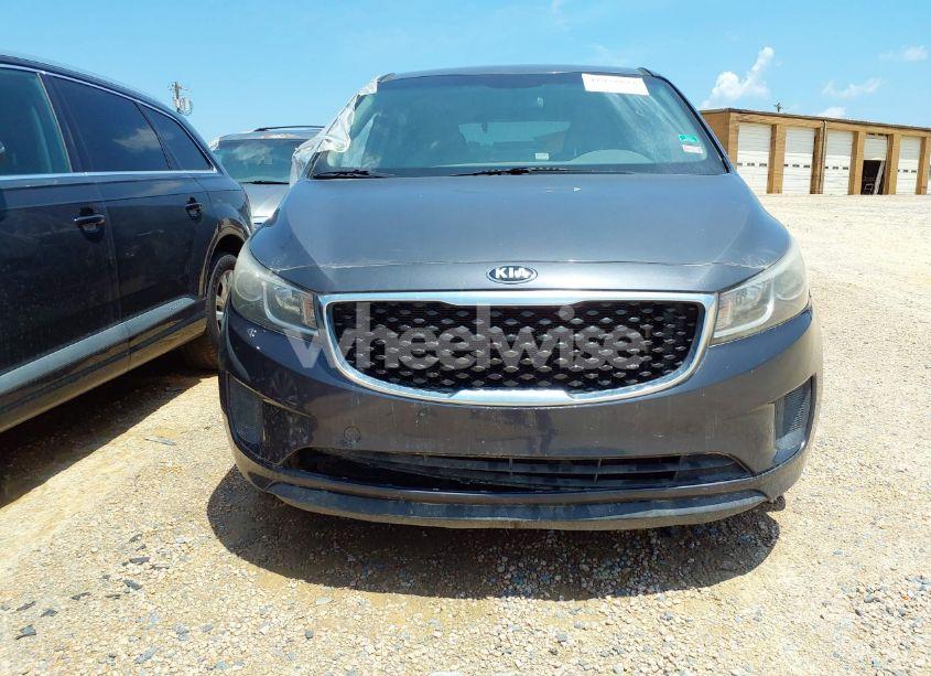 Photo 17 of 2015 Kia Sedona LX (VIN KNDMB5C10F6065899)